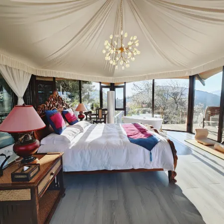 Wuliangshan Bodhi wild luxury tent camp