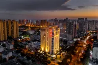 Hengfeng Hotel (Laibin People's Government Shop)