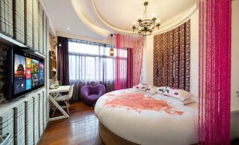 Yelia Creative Hotel (Yiwu Xiuhu Subway Station)