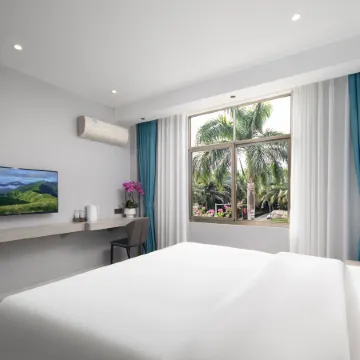 Baoting Sandao Yujing Rainforest Business Hotel