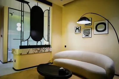 Too Hen not too late designer hotel