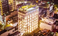 Happy Life Grand Hotel & Sky Bar Hotell i District 1