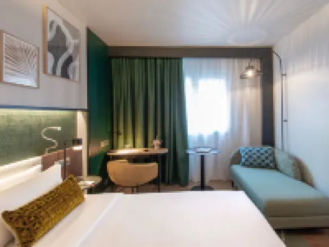 คราวน์พลาซ่า มาดริด - เซ็นเตอร์เรติโร บาย IHG โรงแรมในมาดริด