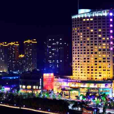 크라운 플라자 호텔 단동 Hotel Exterior