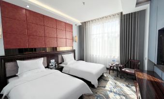 Silk Road Light Hotel (Wuwei Pedestrian Street Railway Station)