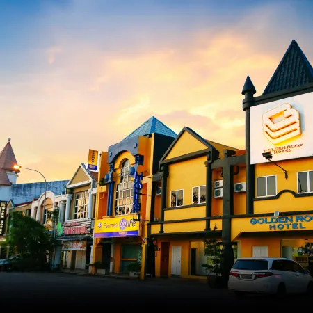Swing & Pillows @ Golden Roof Hotel Sunway Ipoh キンタのホテル