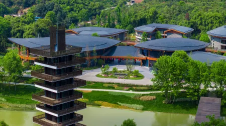 CHENGDU PARK CITY Отели рядом с достопримечательностью «Xilai Ancient Town»