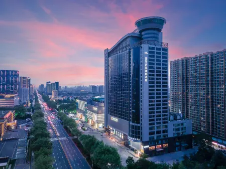 Microtel by Wyndham Hotel (Handan Road/New Century Commercial Square) Отели рядом с достопримечательностью «Handan Branch of Hebei University of Science and Technology»