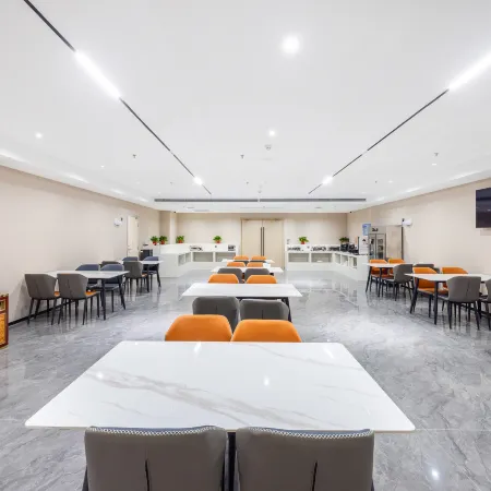 Yihui Hotel (Baiyin Bus Station Branch)