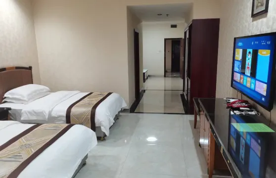 輪台長壽商務酒店