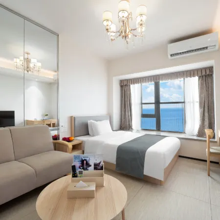 Yihai Lanwan Hotel (Haihua Island Lanwan Branch)