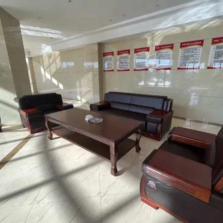 Tianyi Holiday Hotel
