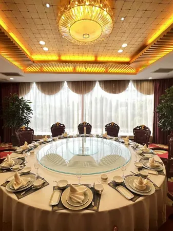 Jinzun International Hotel Отели рядом со станцией Zaozhuang Railway Station