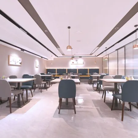 Rujia Business Hotel Beijing Huguo Temple Ping'anli Subway Station Branch Отели рядом с достопримечательностью «Станция метро Pinganli»