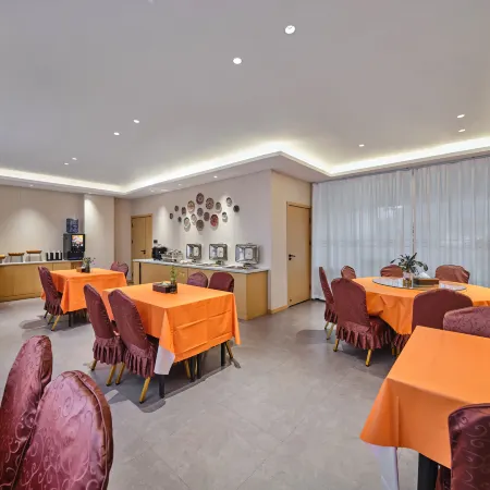 Yiju Qingyue Hotel