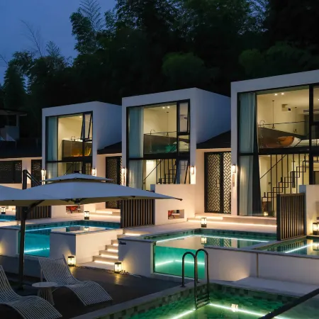 Fuyao Wild Luxury · Designer Pool Resort