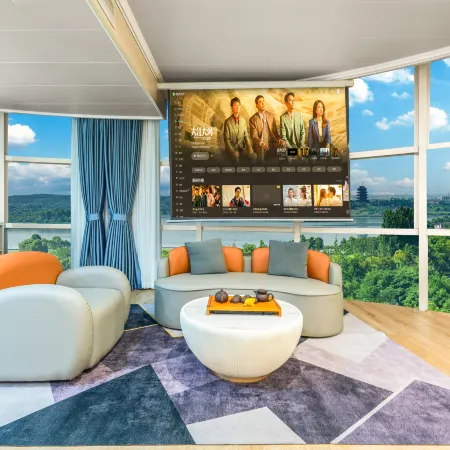 Xuancheng Fenglai Hotel (Wanling Lake Scenic Area Wanda Plaza)