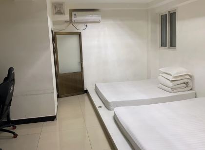 Feirui E-Sports Hotel