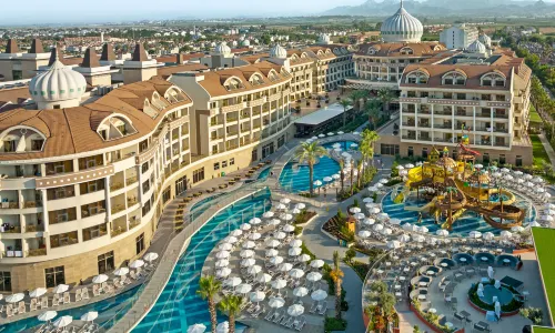 Kirman Belazur Resort & Spa