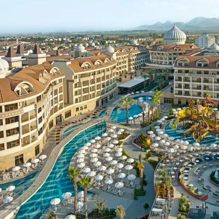 Kirman Belazur Resort & Spa