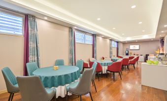 Vienna Hotel (Nanning Beihu Metro Station)