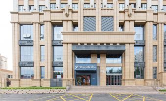 Homeinn Selected Hotel (Jinan 960 Hospital Jinniu Building Materials and Home Expo Center)