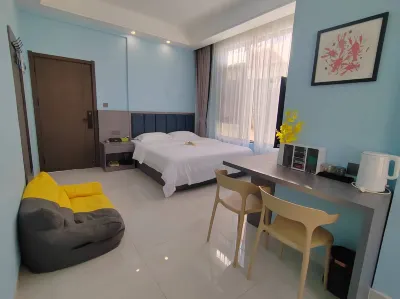 Alley to Hotel (Sanya College) Hotel in zona Luobi Cave