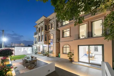 Tranquil Homestay · 180° Terrace View · Luxury Private Yard Garden Villa