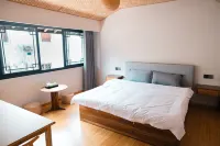 Zhuji Anzhiju Homestay