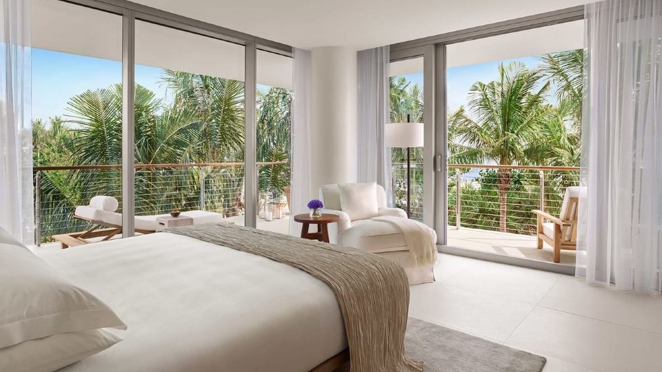 The Miami Beach EDITION