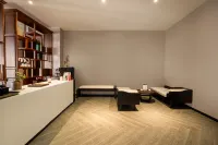 Tengchong Pohang Dongshan Hot Spring Hotel