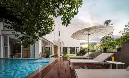 Moganshan Suyin · SUYIN Moroccan Style Garden Beauty Inn (Yucun Square Store) Отели рядом с достопримечательностью «Sun Observation Platform»