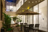 Hua Zhong Hotel