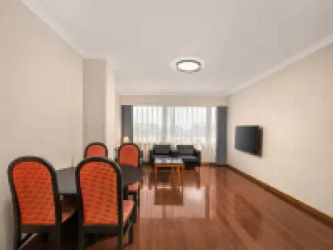 Beijing HWA Hotel Hotels near Beijing No.8 Middle School (Tunjuan Hutong)