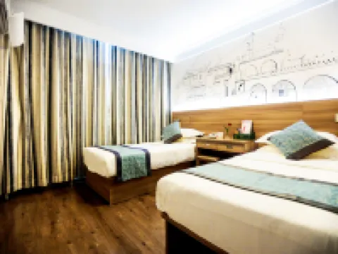 Beijing Zhong'an Hotel ( Near metro,Tian'anMen,Forbidden City. Free laundry and tourism service) Hotel di Beijing