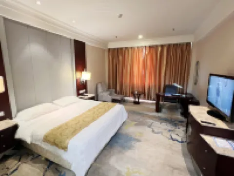 和田西湖国際ホテル ホータン市のホテル