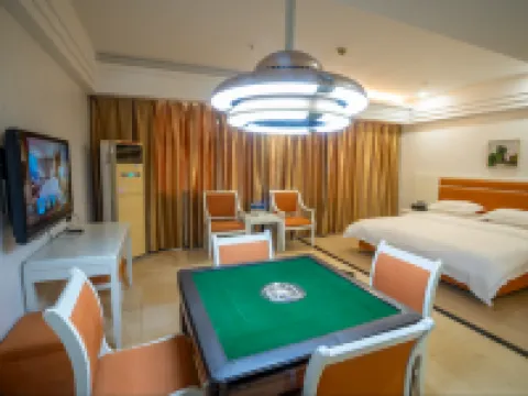 Qijun Hotel (Liling No.1 High School Railway Station Branch) فنادق في ليلينغ