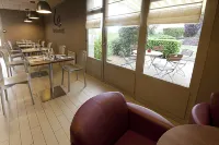 Campanile Clermont Ferrand Sud - AUBIÈRE - Frühstück