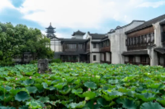 Dockside Boutique Hotel Hotel di Tongxiang