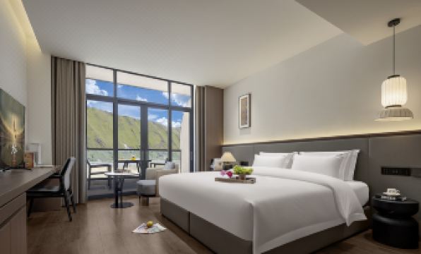 Wolian Huayin Hotel in XinduqiaoKanding