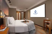 Star hotel (Wuhan Jiangcheng Avenue International Expo Center store)