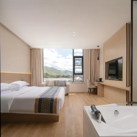 Cloud Sea Dream Hotel
