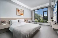 Moonlight · Shiyue | New Luxury Concept Projection Scenic Resort Hotel (The Old Town of Lijiang) Hotels near Sanjia Village