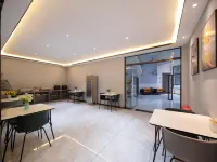 Home Inn Huaxuan Hotel Select (Zhoukou Taifuling Branch) - فطور