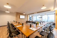 Somerset Harbourview Sri Racha - Business