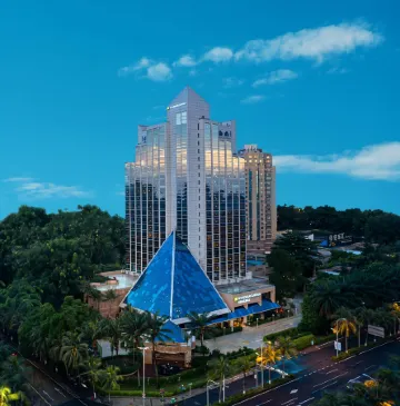 WYNDHAM GARDEN HAIKOU MEILAN Отели рядом с достопримечательностью «Thean Hou Temple»