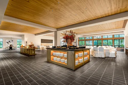 Zhongke Yiyun Hotel Отели рядом с достопримечательностью «Three Natural Bridges»