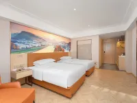 Vienna Hotel (Quanzhou Hui'an Dahongpu Branch) Hotels near Julong Town