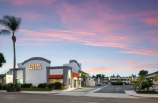 Solara Inn and Suites