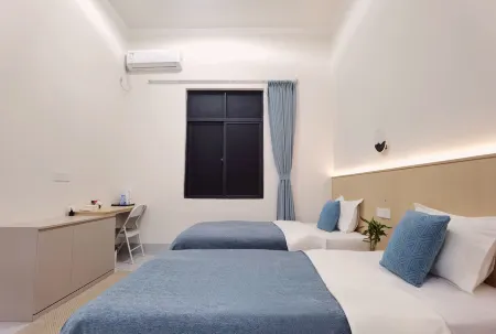 Weizhou Island Qimengwan Homestay Отели рядом с достопримечательностью «Naozhou Lighthouse»